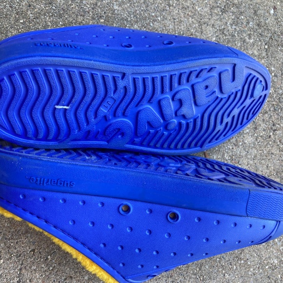 NWOT Kid's Fleece Lined Native Slip Ons - Picture 3 of 3